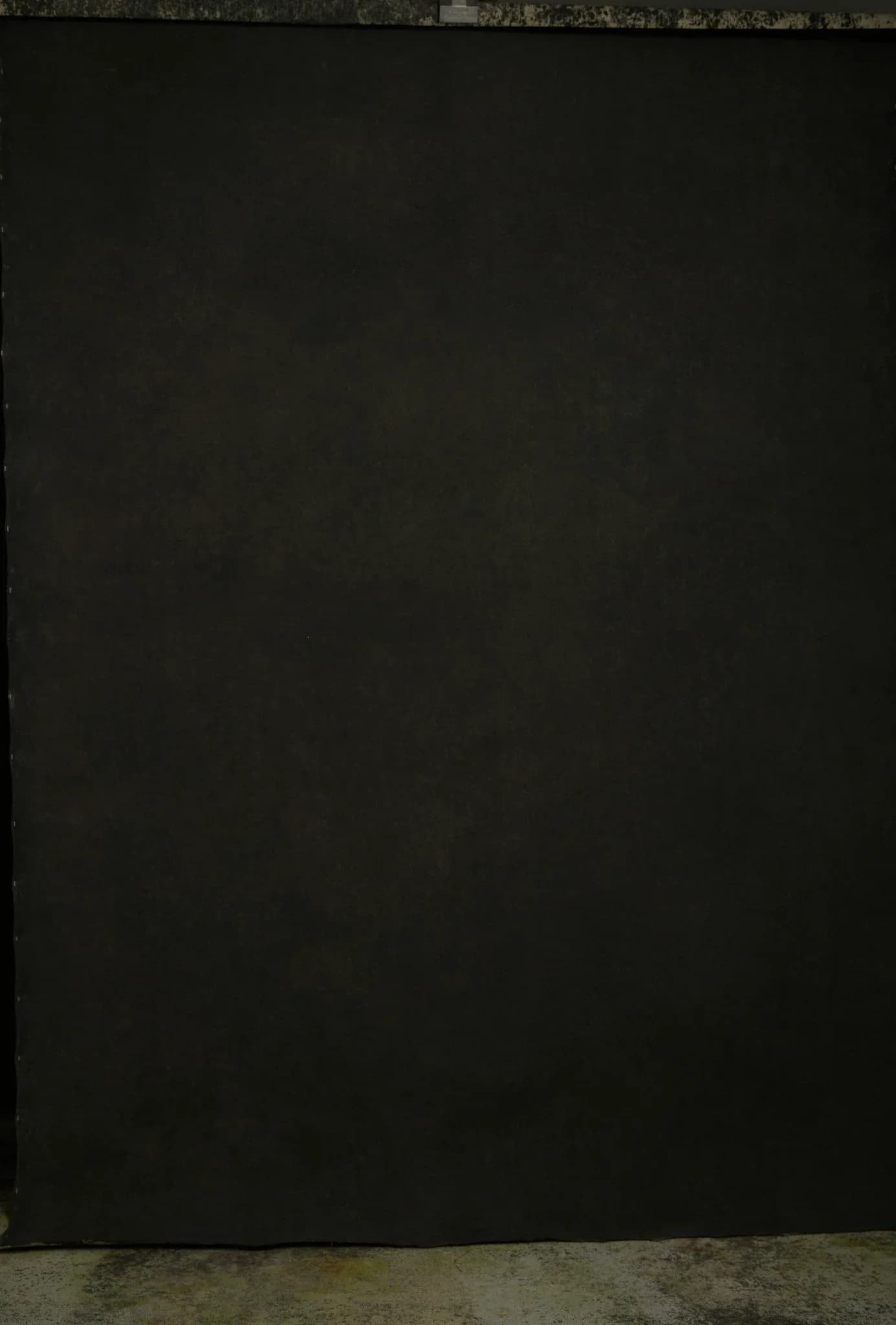 Dramatic warm dark grey, hand painted canvas backdrop. 180x270 (Dark grey) 10030624
